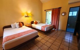 Hotel Lunasol
